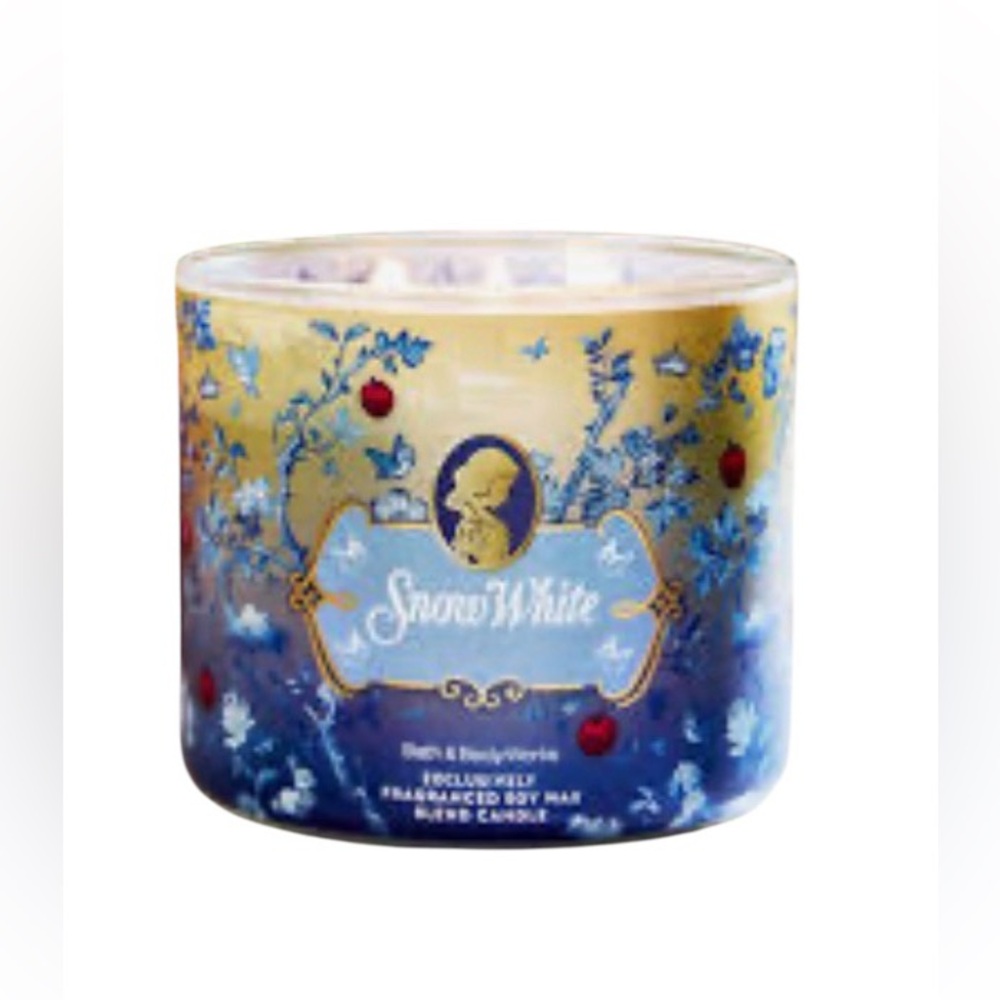 BATH & BODY WORKS PRINCESS SNOW WHITE 3 WICK CANDLE